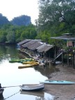 kayak base and restaurant.JPG (71 KB)